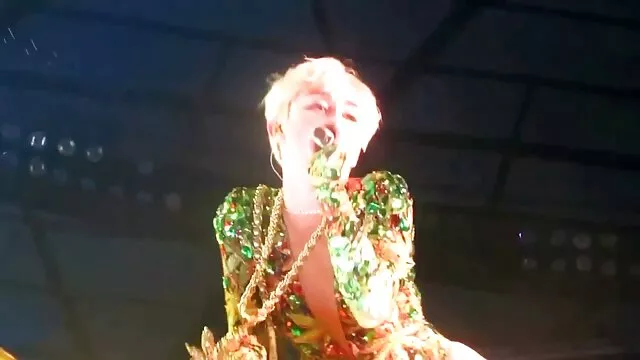 सर्वश्रेष्ठ पोर्न कोई पंजीकरण  रेडहेड अपने प्रेमी को सेक्सी हिंदी वीडियो फुल मूवी बेकार और चोदता है