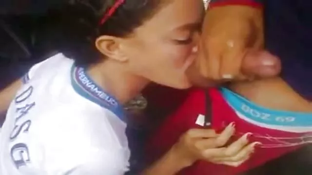 सर्वश्रेष्ठ पोर्न कोई पंजीकरण  एक समलैंगिक फुल सेक्सी हिंदी मूवी त्रिगुट में साशा ग्रे